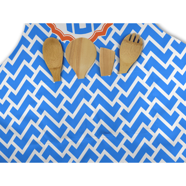 Zigzag Apron - Pocket Detail with Props