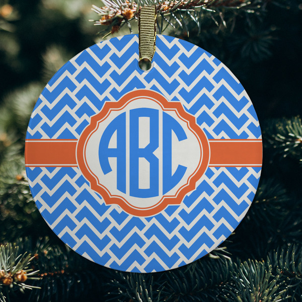 Zigzag Frosted Glass Ornament - Round (Lifestyle)