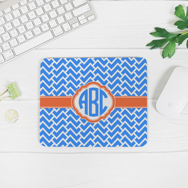 Zigzag Rectangular Mouse Pad - LIFESTYLE 2