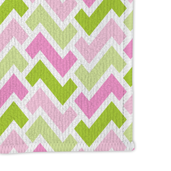 Pink & Green Geometric Microfiber Dish Rag - DETAIL