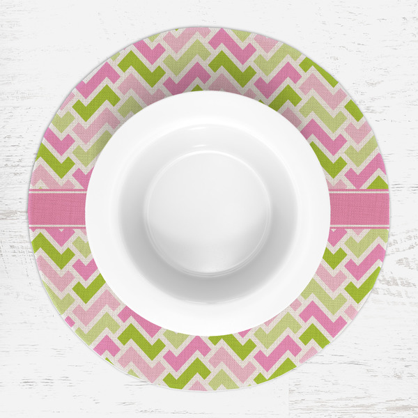 Pink & Green Geometric Round Linen Placemats - LIFESTYLE (single)