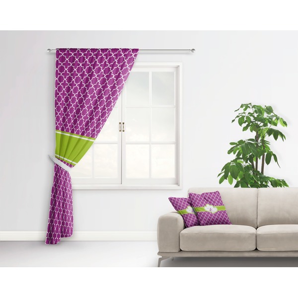 Clover Curtain With Window and Rod - in Room Matching Pillow