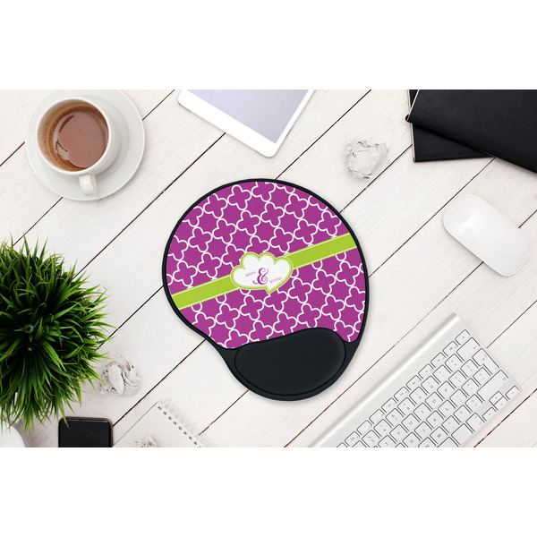 Clover Mouse Pad with Wrist Rest - LIFESYTLE 1
