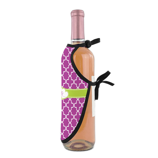 Clover Wine Bottle Apron - DETAIL WITH CLIP ON NECK