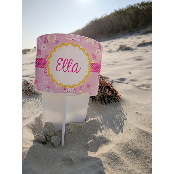 Princess Carriage Beach Spiker white on beach with sand