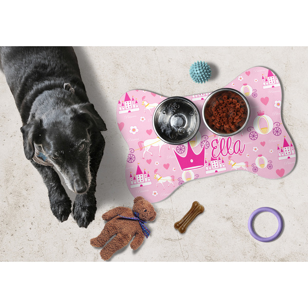 Princess Carriage Bone Shaped Mat w/ Food & Water