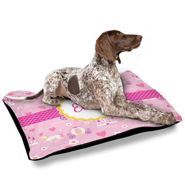 Princess Carriage Outdoor Dog Beds - Large - IN CONTEXT