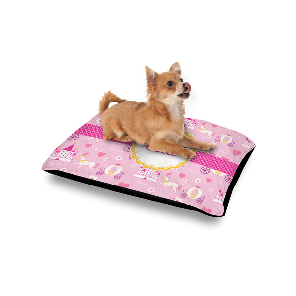Princess Carriage Outdoor Dog Beds - Small - IN CONTEXT