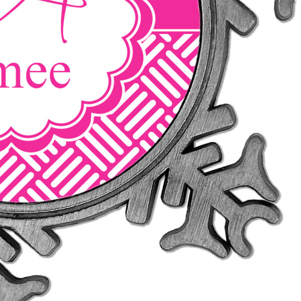 Square Weave Vintage Snowflake - Detail