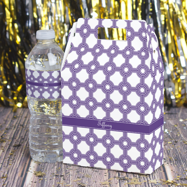 Connected Circles Gable Favor Box - In Context