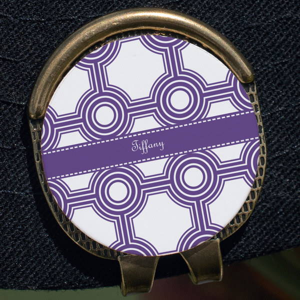 Connected Circles Golf Ball Marker Hat Clip - Gold - Close Up