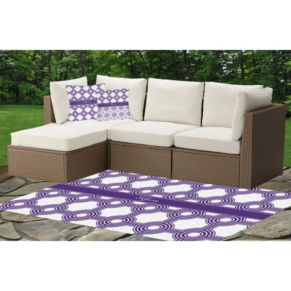 Connected Circles Outdoor Mat & Cushions