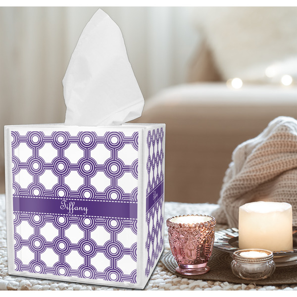 Connected Circles Tissue Box - LIFESTYLE