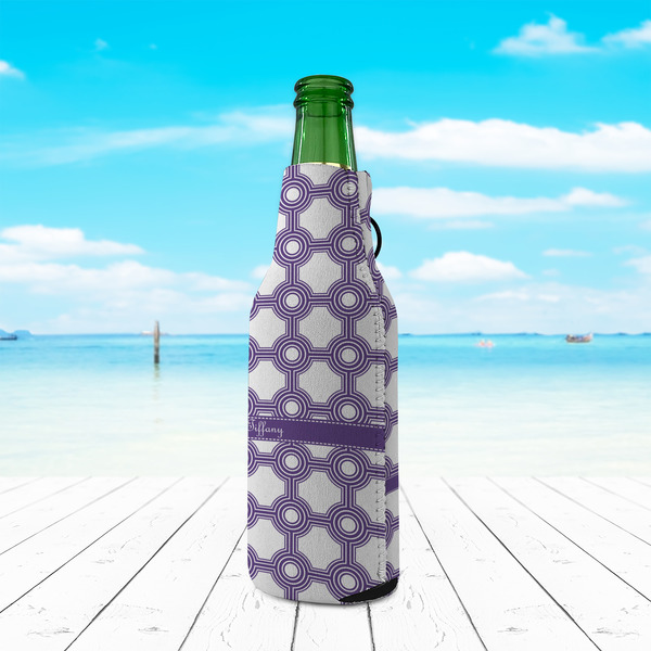 Connected Circles Zipper Bottle Cooler - LIFESTYLE