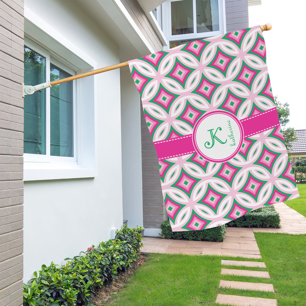 Linked Circles & Diamonds House Flags - Single Sided - LIFESTYLE