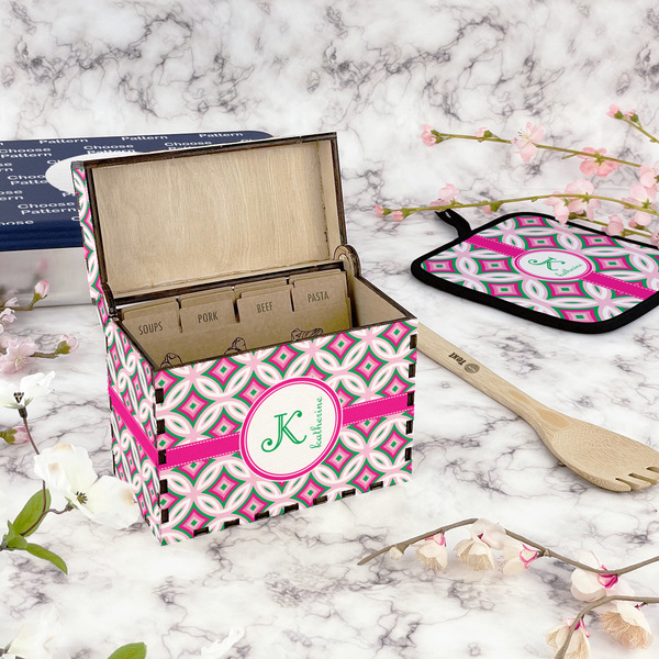 Linked Circles & Diamonds Recipe Box - Full Color - In Context