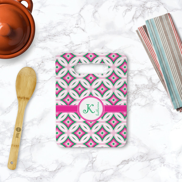 Linked Circles & Diamonds Rectangle Trivet with Handle - LIFESTYLE