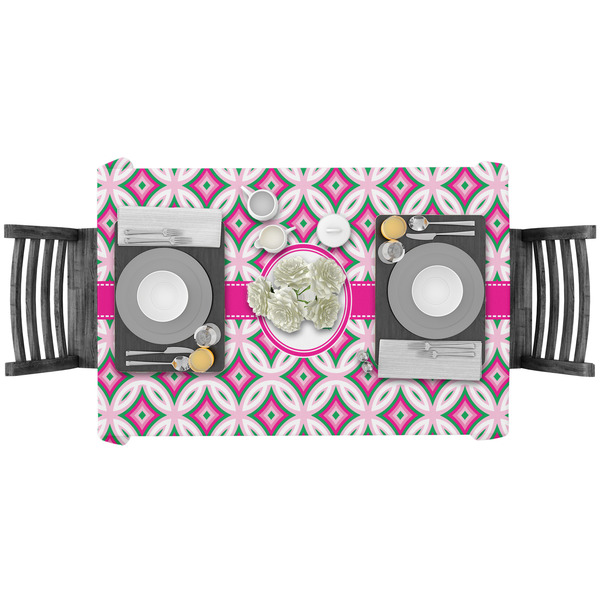 Linked Circles & Diamonds Rectangular Tablecloths - LIFESTYLE