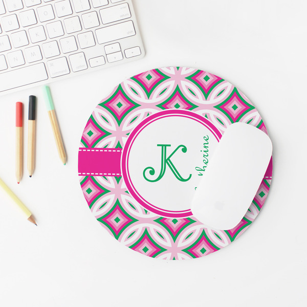 Linked Circles & Diamonds Round Mousepad - LIFESTYLE 2