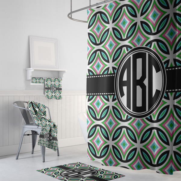 Geometric Circles Bath Towel Sets - 3-piece - In Context