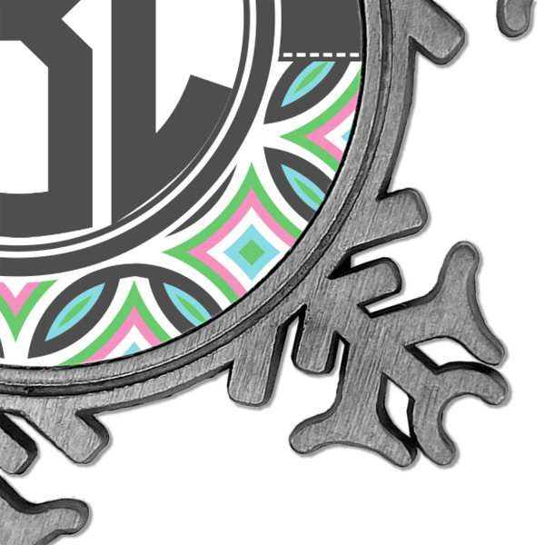 Geometric Circles Vintage Snowflake - Detail