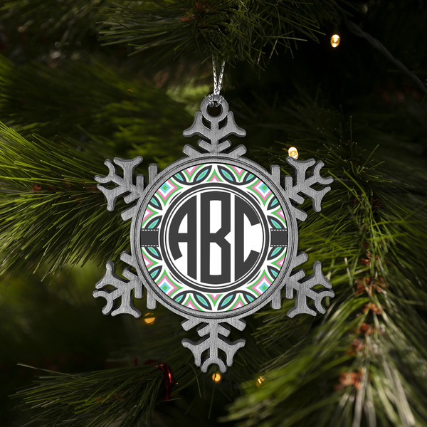 Geometric Circles Vintage Snowflake - (LIFESTYLE)