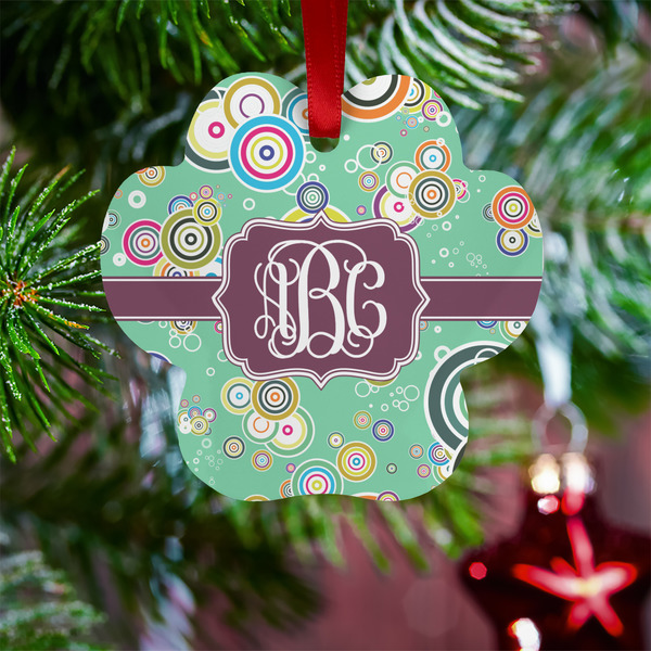 Colored Circles Metal Paw Ornament - Lifestyle