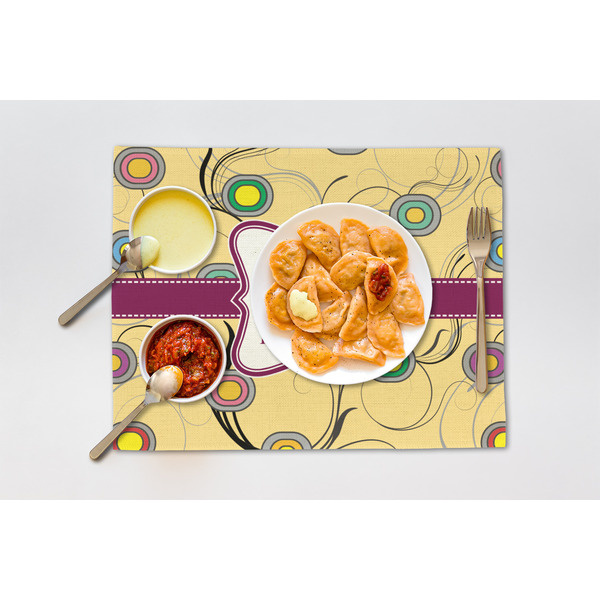 Ovals & Swirls Linen Placemat - Lifestyle (single)