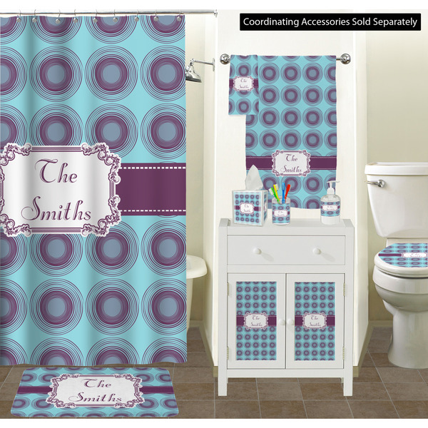 Concentric Circles Bathroom Scene