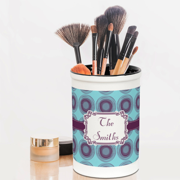 Concentric Circles Pencil Holder - LIFESTYLE makeup