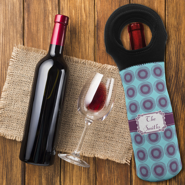 Concentric Circles Wine Tote Bag - FLATLAY