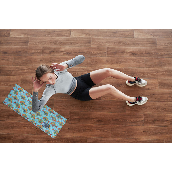 Mosaic Fish Cooling Towel- Lifestyle
