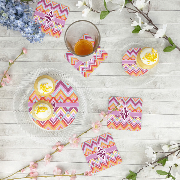 Ikat Chevron Plastic Party Dinner Plates - In Context