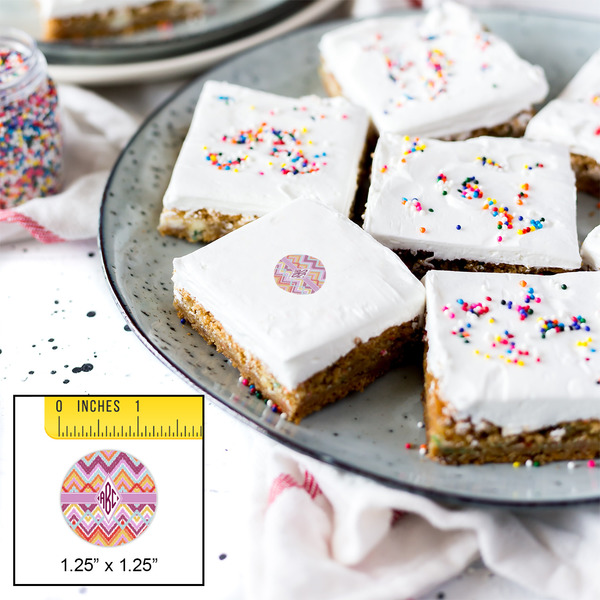 Ikat Chevron Printed Icing Circle - XSmall - In Context