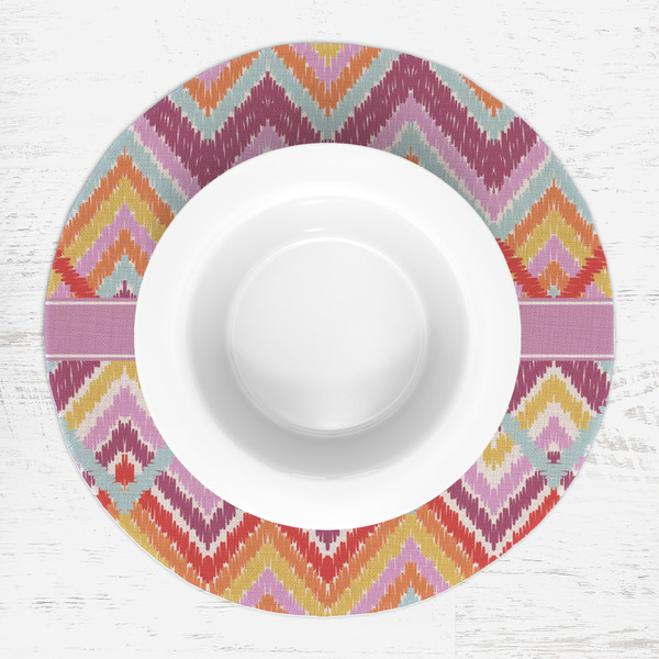 Ikat Chevron Round Linen Placemats - LIFESTYLE (single)