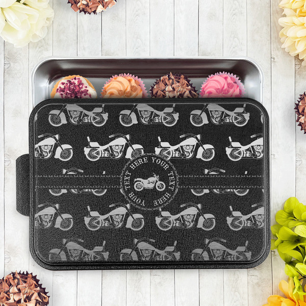 Motorcycle Aluminum Baking Pan - Black Lid - LIFESTYLE