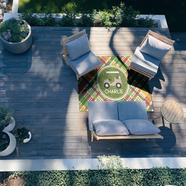 Golfer's Plaid 5'x7' Patio Rug - In context