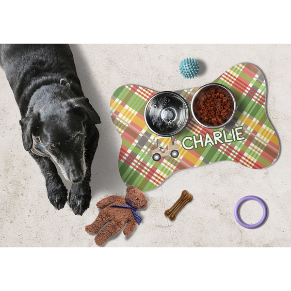 Golfer's Plaid Bone Shaped Mat w/ Food & Water