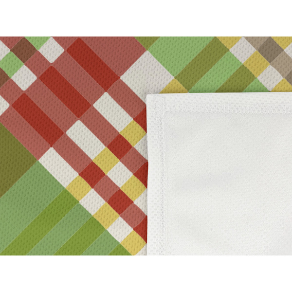 Golfer's Plaid Cooling Towel- Detail