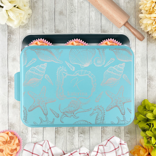 Sea Shells Aluminum Baking Pan - Teal Lid - LIFESTYLE