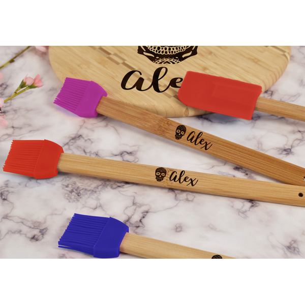 Sugar Skulls & Flowers Silicone Brush - Red - Lifestyle