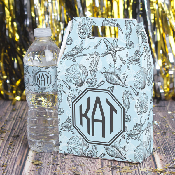 Sea-blue Seashells Gable Favor Box - In Context