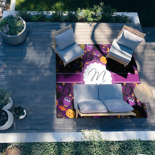 Halloween 8'x10' Patio Rug - In context