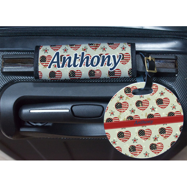 Americana Round Luggage Tag & Handle Wrap - In Context