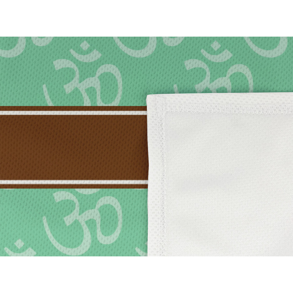 Om Cooling Towel- Detail