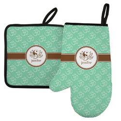 Om Left Oven Mitt & Pot Holder Set w/ Name or Text