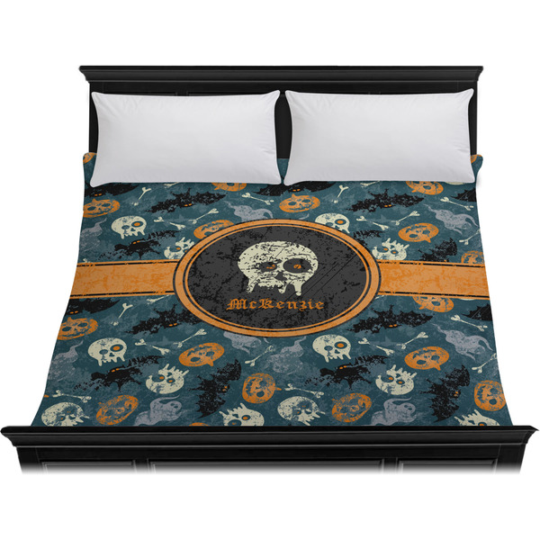 Vintage / Grunge Halloween Duvet Cover - King - On Bed - No Prop