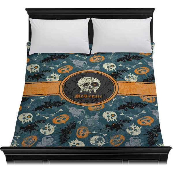 Vintage / Grunge Halloween Duvet Cover - Queen - On Bed - No Prop