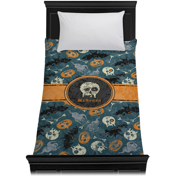 Vintage / Grunge Halloween Duvet Cover - Twin XL - On Bed - No Prop