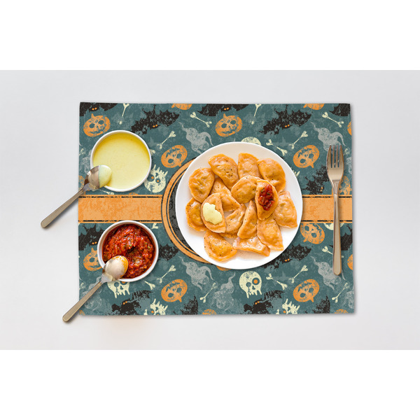 Vintage / Grunge Halloween Linen Placemat - Lifestyle (single)